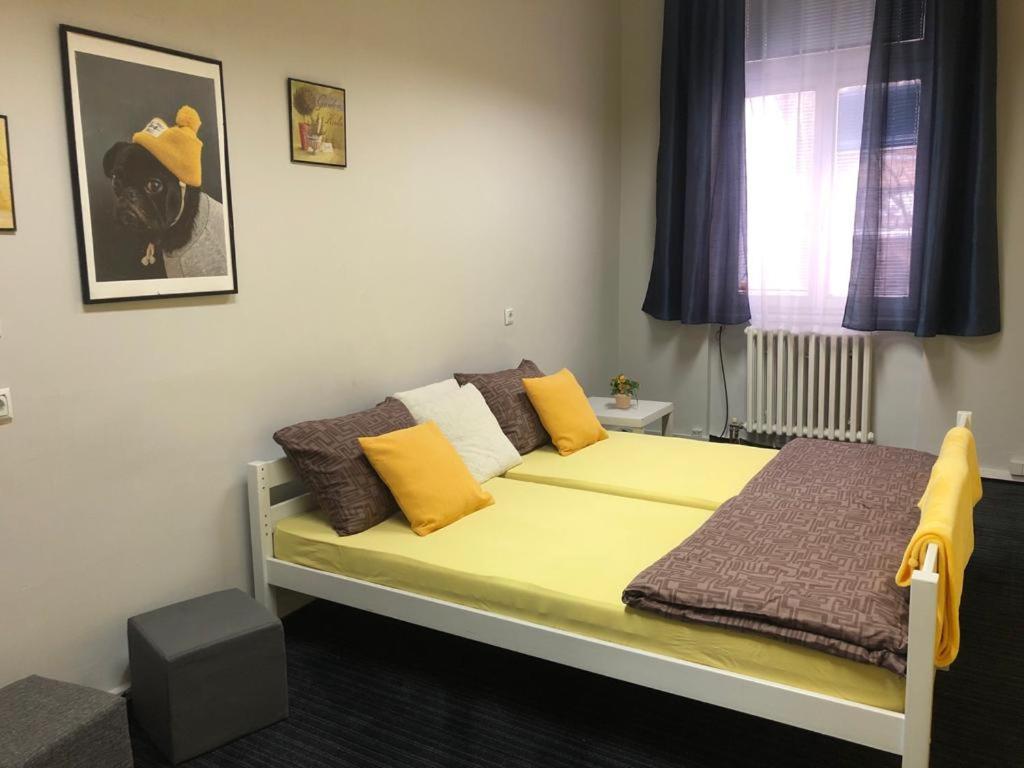 Spacious Tuzlaks Apartments Sarajevo Ferhadija מראה חיצוני תמונה