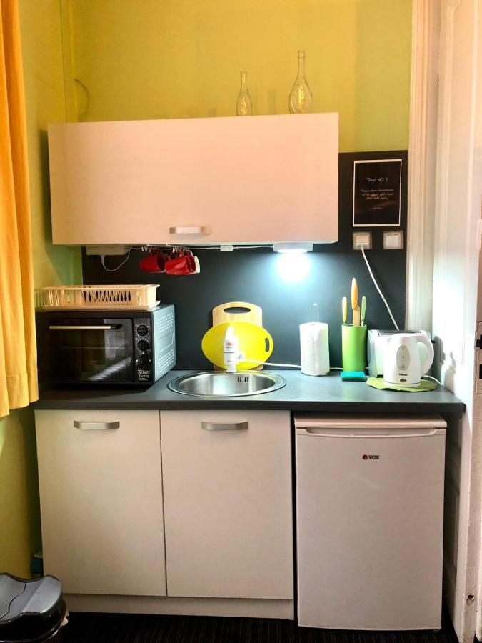 Spacious Tuzlaks Apartments Sarajevo Ferhadija מראה חיצוני תמונה