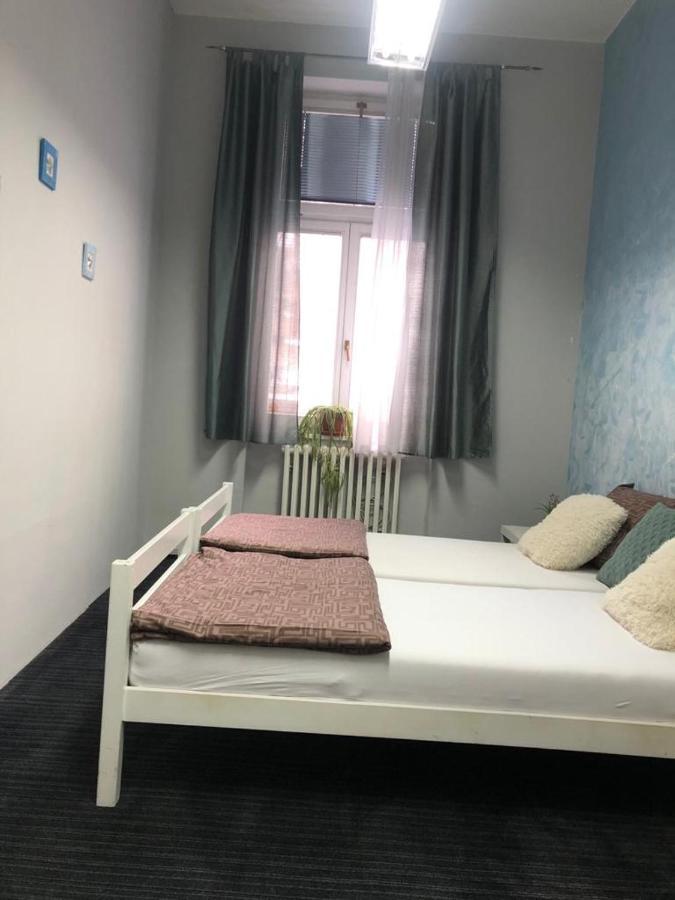 Spacious Tuzlaks Apartments Sarajevo Ferhadija מראה חיצוני תמונה