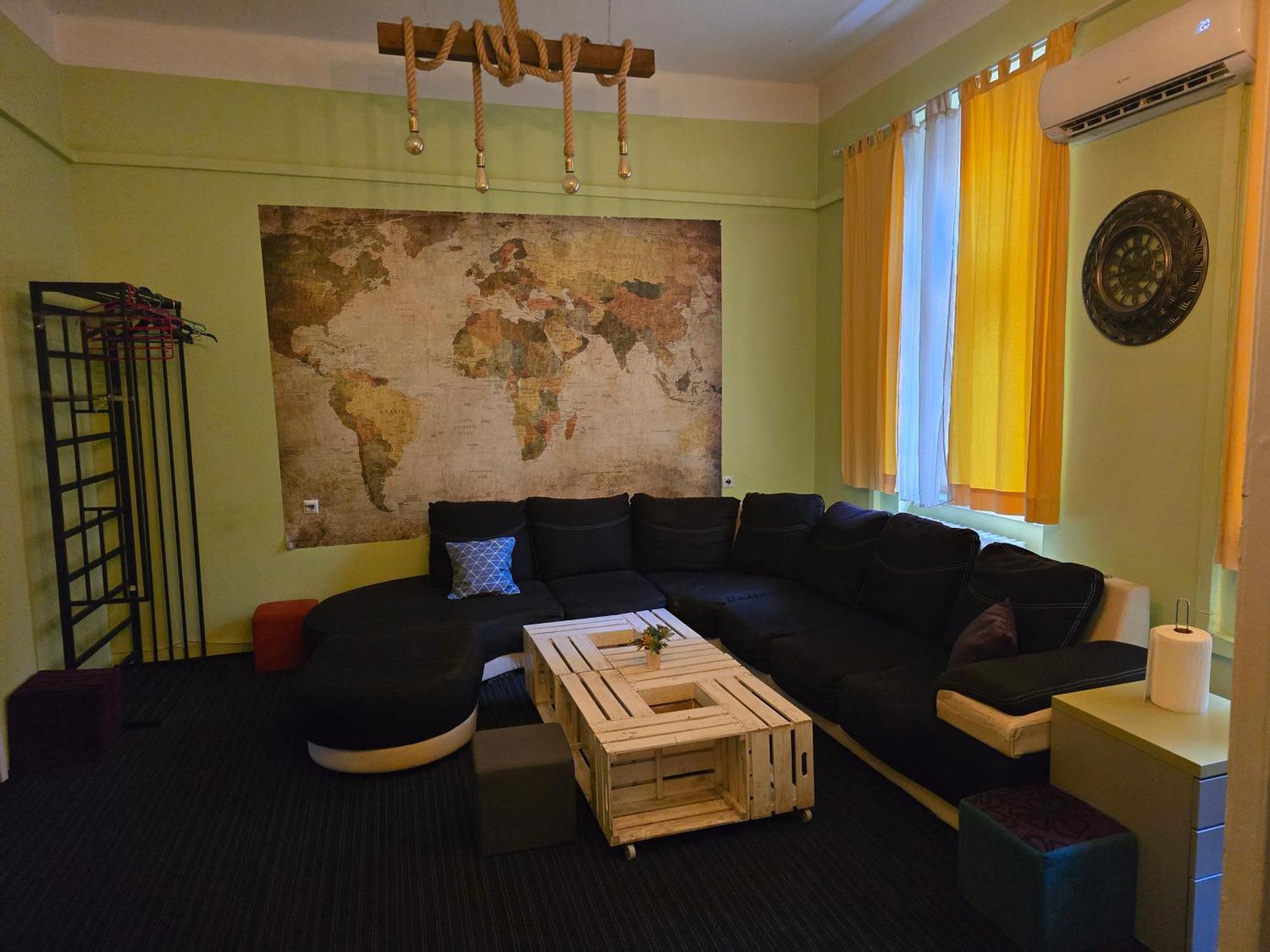 Spacious Tuzlaks Apartments Sarajevo Ferhadija מראה חיצוני תמונה